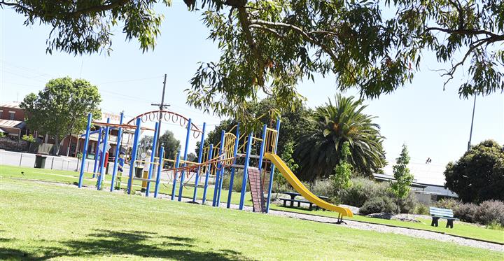 Gordon Park Playground