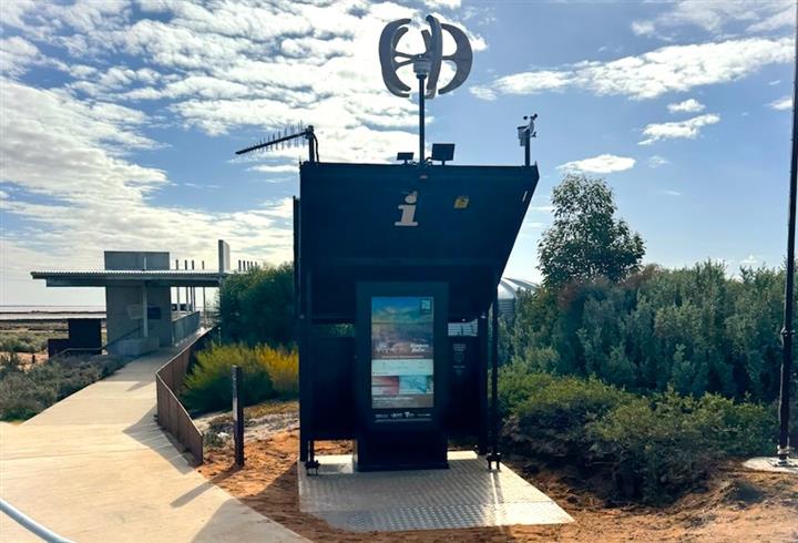 Lake Tyrell Kiosk 2