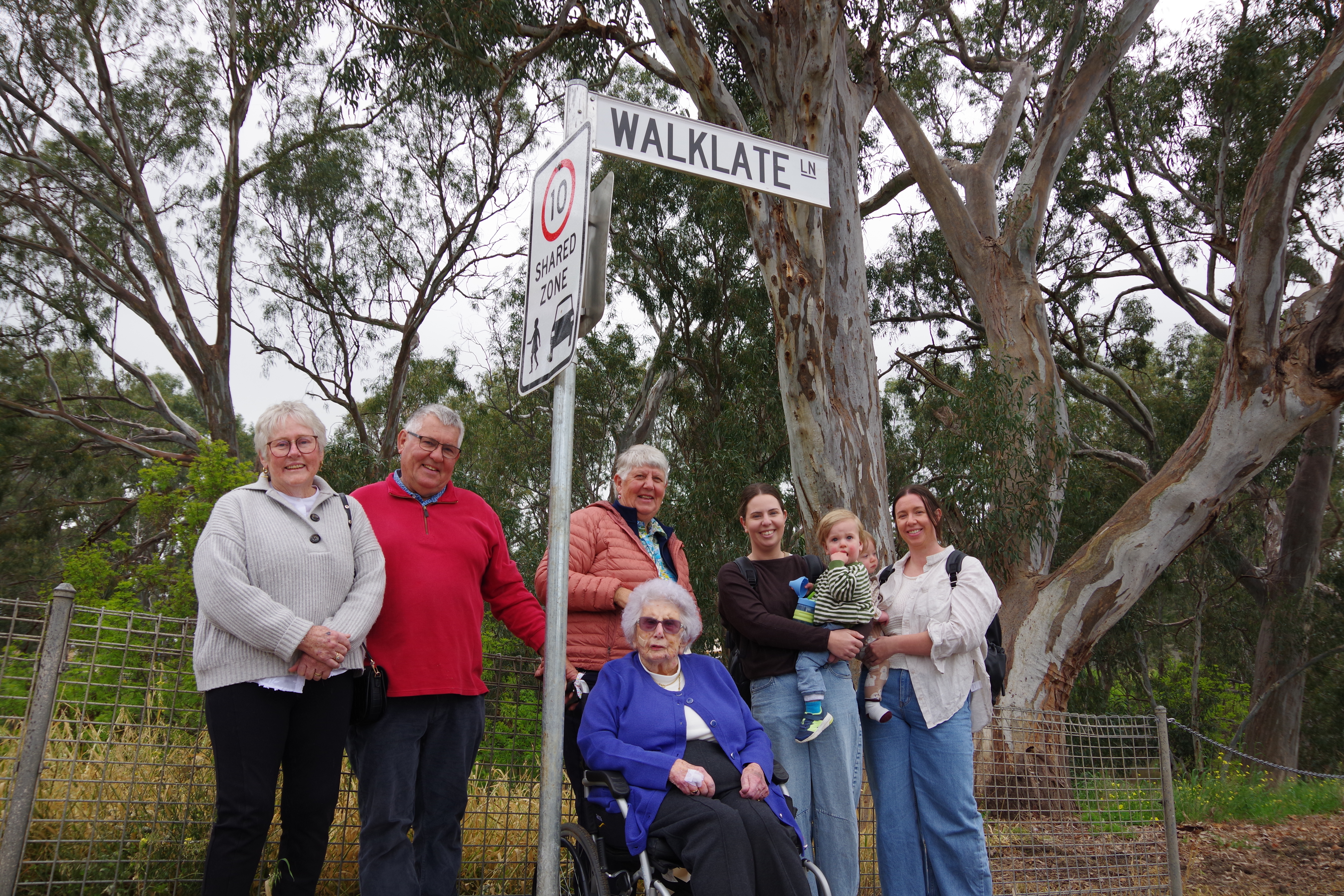 Walklate Family in Walklate Lane