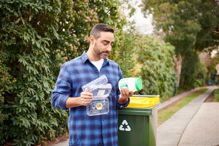 Hard-plastics-with-yellow-lid-recycling-bin